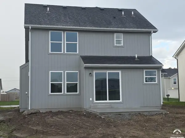 1013 2nd ST, Perry, KS 66073