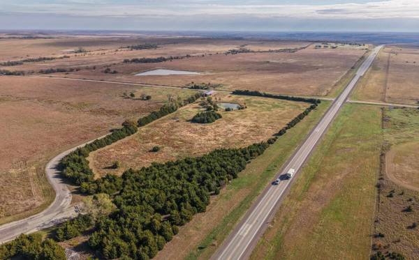 11003 SE Wiedemann Rd, Beaumont, KS 67012
