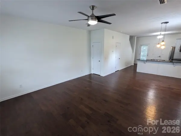 12449 Mcgrath DR, Charlotte, NC 28269