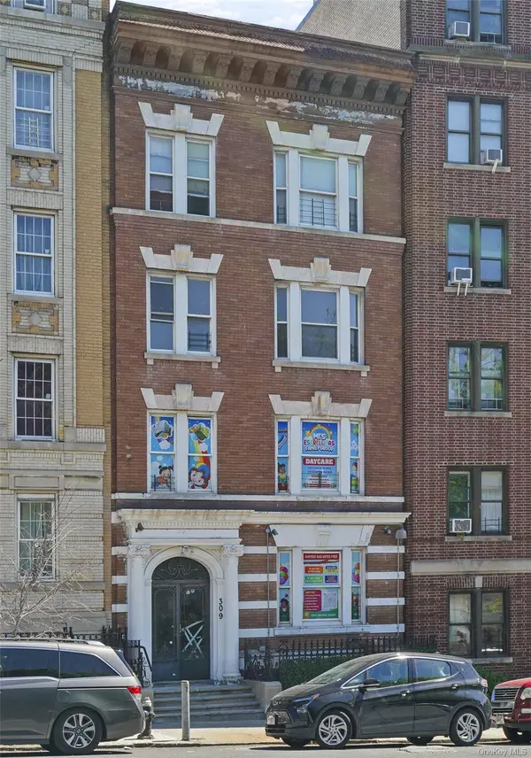 309 Bedford Park BLVD, Bronx, NY 10458