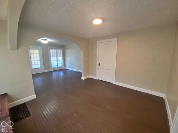 942 N Bradley AVE, Indianapolis, IN 46201