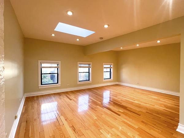 1504 N Wells ST #4, Chicago, IL 60610