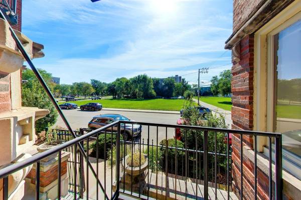 352 E 50th ST #3, Chicago, IL 60615