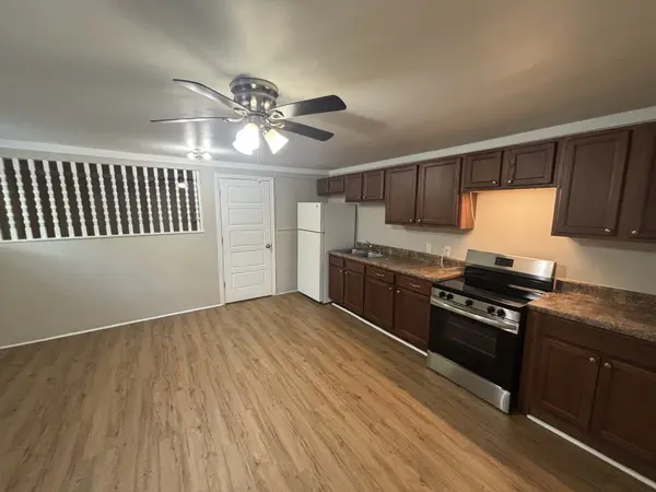 1021 W College St #B, Murfreesboro, TN 37129
