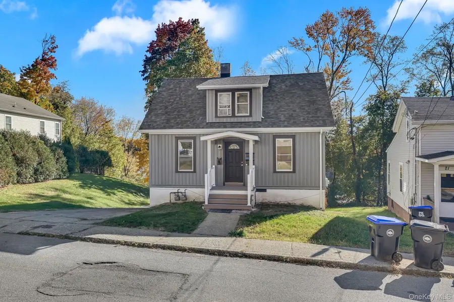 23 Du bois ave, Poughkeepsie, NY 12601