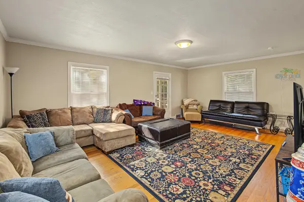 501 Fairchild, Manhattan, KS 66502