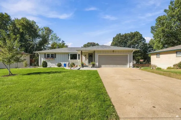1405 Wreath AVE, Manhattan, KS 66503