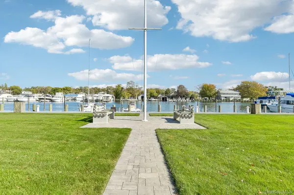 263 River AVE #65, Patchogue, NY 11772