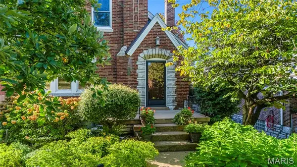6652 Oleatha AVE, St Louis, MO 63139