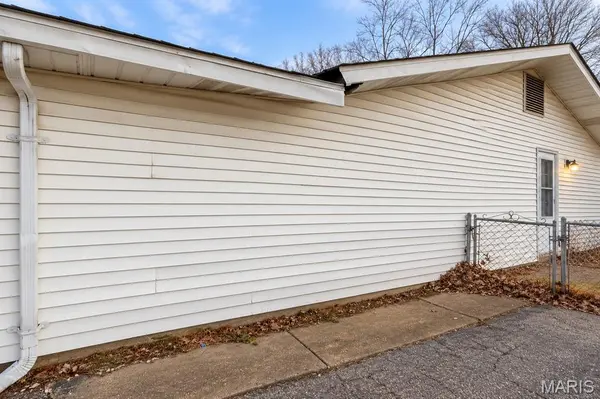 11136 Cadigan DR, Unincorporated, MO 63138