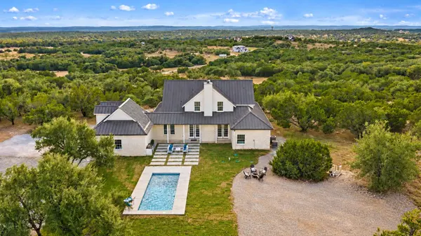 601 Hays Country Acres RD, Dripping Springs, TX 78620
