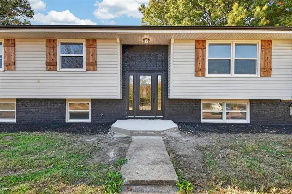 26502 Blinker Light RD, Harrisonville, MO 64701