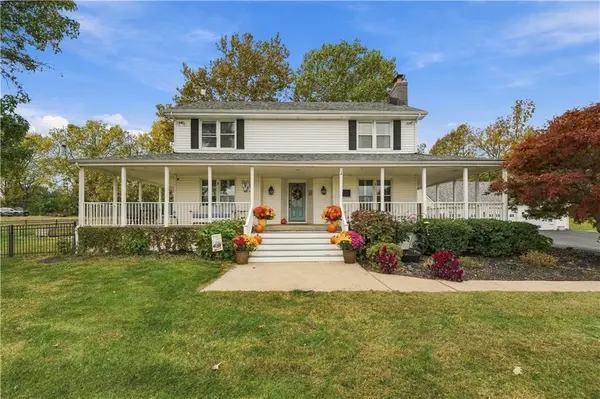 8009 E 155th ST, Belton, MO 64012