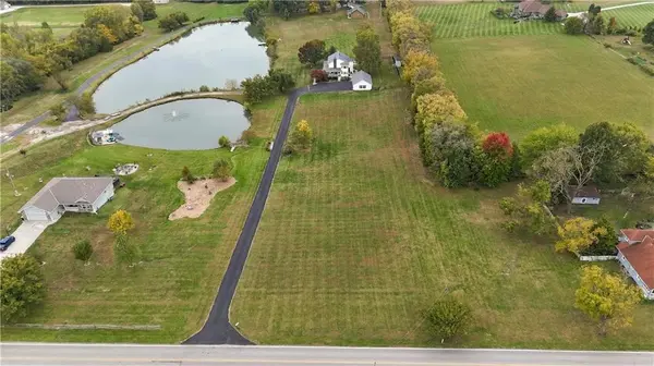 8009 E 155th ST, Belton, MO 64012