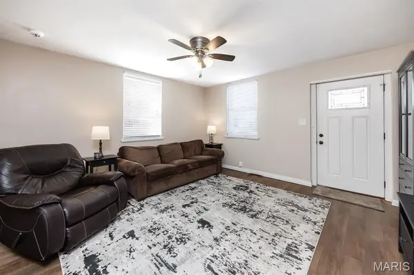 204 E Laurel ST, Millstadt, IL 62260