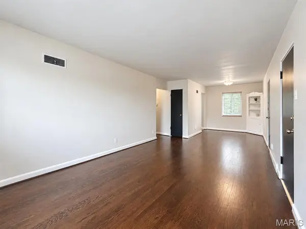 5944 Nagel AVE #2E, St Louis, MO 63109