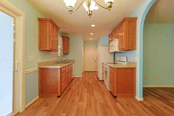 1627 Robert Rd, Columbia, TN 38401