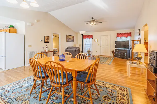 1159 Belmont Dr, Cookeville, TN 38506