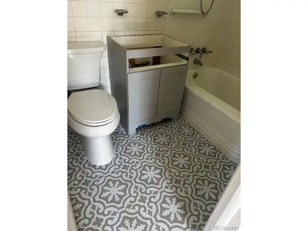 932 Florence, Aurora, CO 80010
