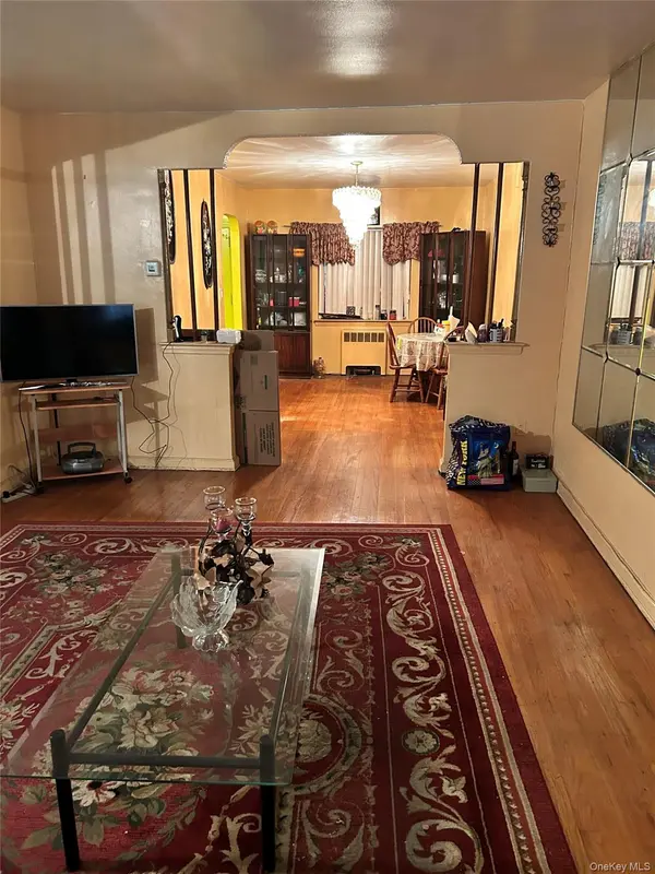 2544 Bronxwood AVE, Bronx, NY 10469