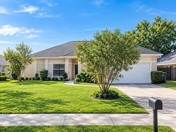 1009 CORKWOOD DR, Oviedo, FL 32765
