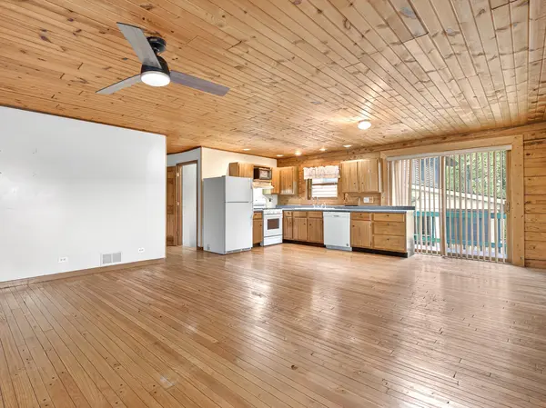 50 Highview AVE, Fox Lake, IL 60020