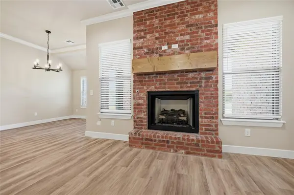 1271 Walnut Brook RD, Piedmont, OK 73078