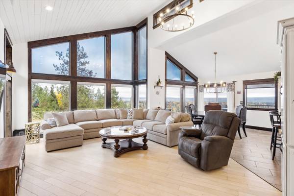7202 N Five Mile Rd, Spokane, WA 99208