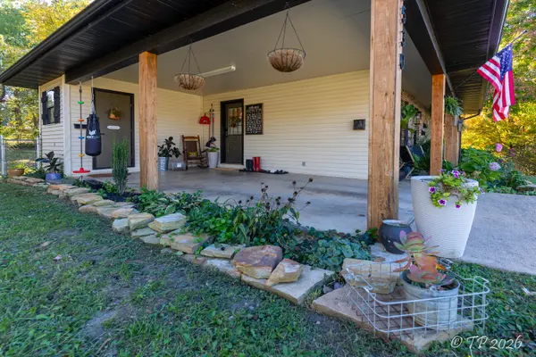 1530 W 1st ST, West Plains, MO 65775