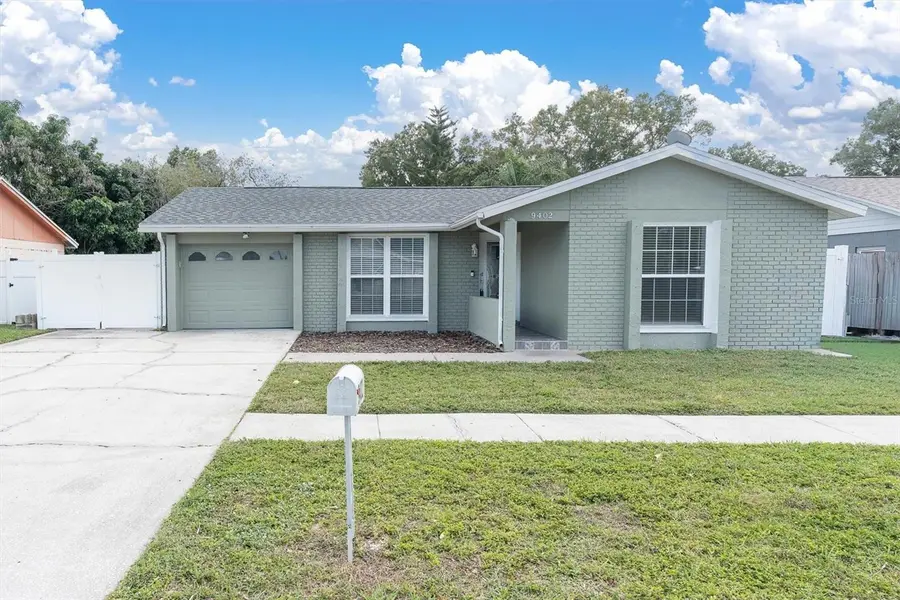 9402 ATTENBURY DR, Tampa, FL 33615