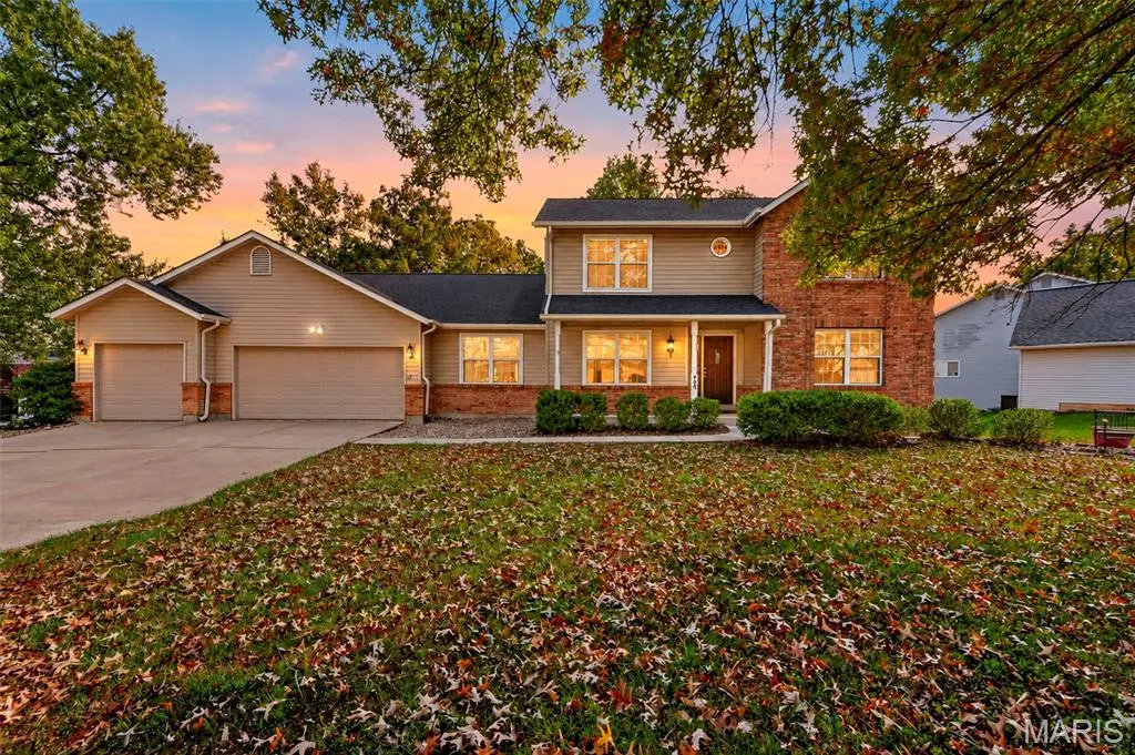 465 Fox Trail DR, Lake St Louis, MO 63367