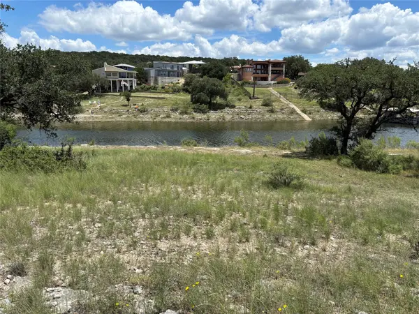 2805 Cornell CV, Lago Vista, TX 78645