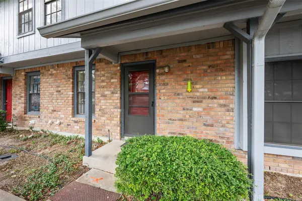 1411 Gracy Farm LN #100, Austin, TX 78758