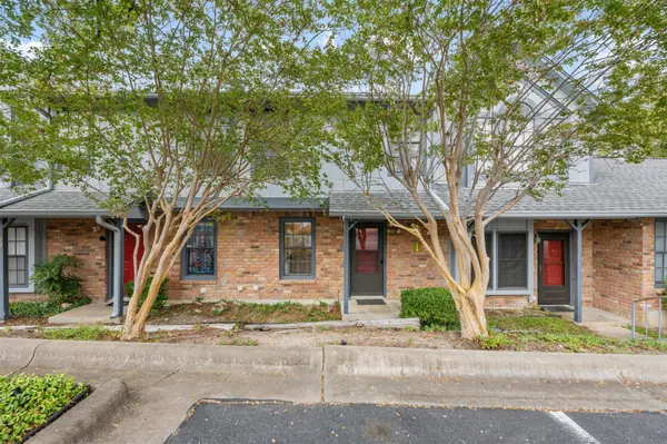 1411 Gracy Farm LN #100, Austin, TX 78758