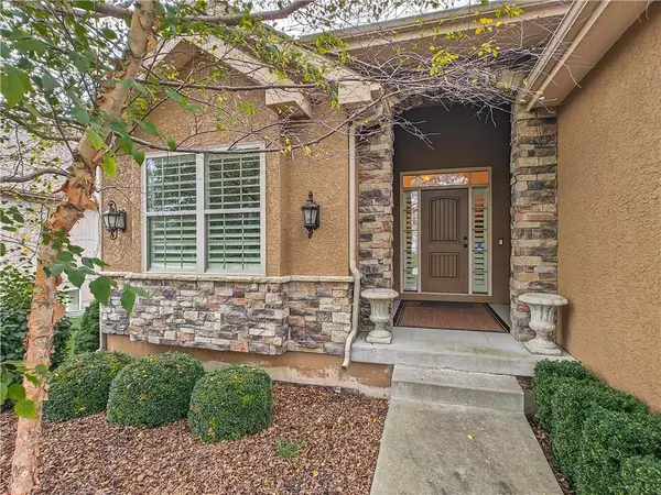 14735 MANOR RD, Leawood, KS 66224