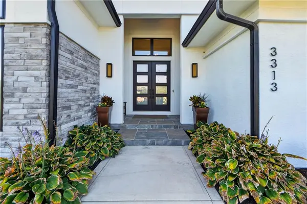 3313 W 149th ST, Leawood, KS 66224