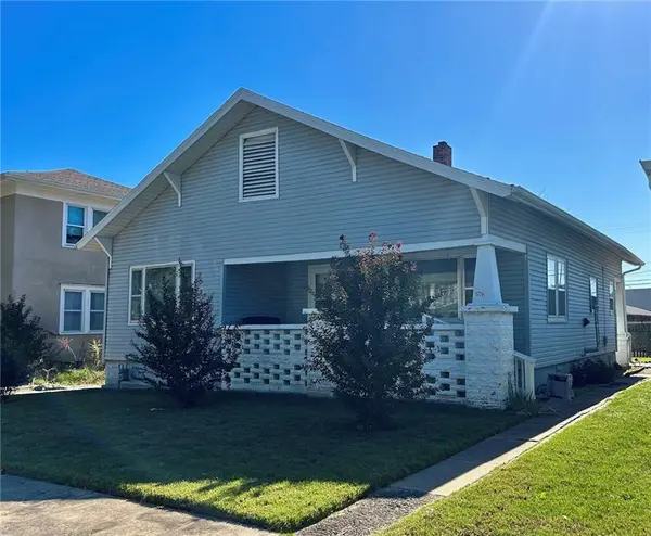 1726 Clark AVE, Parsons, KS 67357