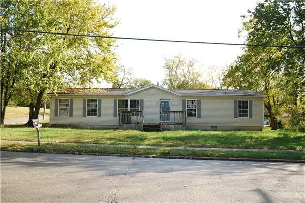 1801 5th AVE, Leavenworth, KS 66048