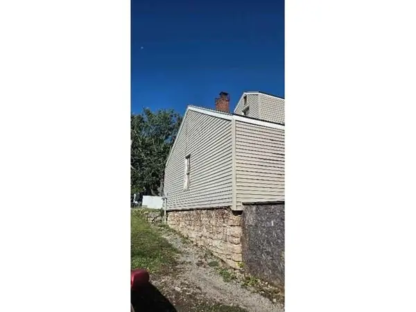 829 N Dodgion AVE, Independence, MO 64050