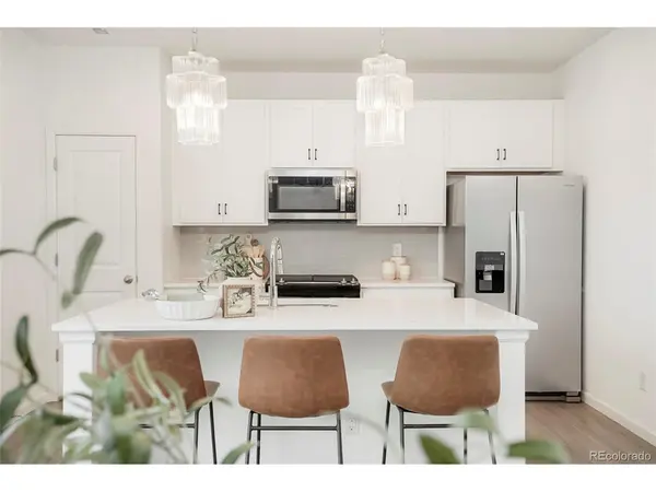 126 S Vandriver, Aurora, CO 80018