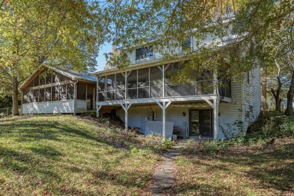 10605 N 400 ***, Roanoke, IN 46783-9441