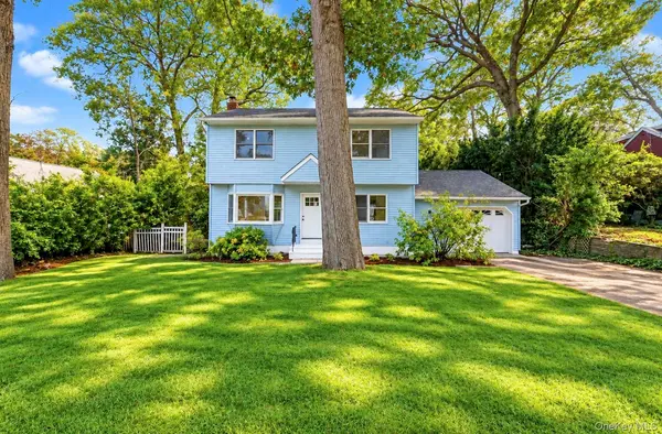 16 Kellum AVE, Huntington Station, NY 11746