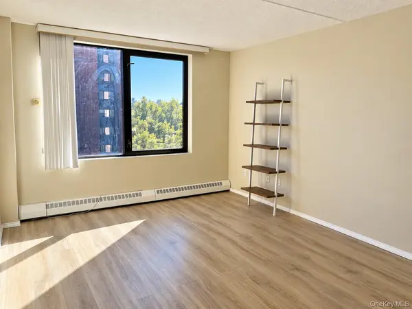 4 Martine AVE #509, White Plains, NY 10606