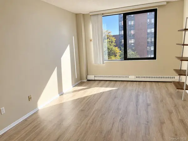 4 Martine AVE #509, White Plains, NY 10606
