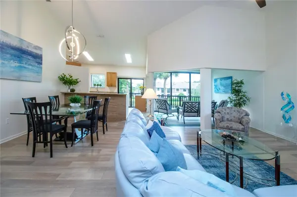 5273 HERON WAY #202, Sarasota, FL 34231