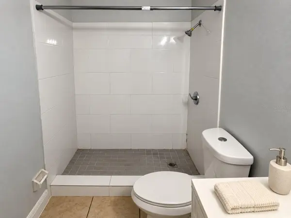 1102 SOUTHERN AVE #1104, Lakeland, FL 33815