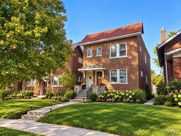 3645 Dunnica AVE, St Louis, MO 63116