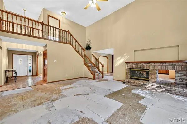 465 Fox Trail DR, Lake St Louis, MO 63367
