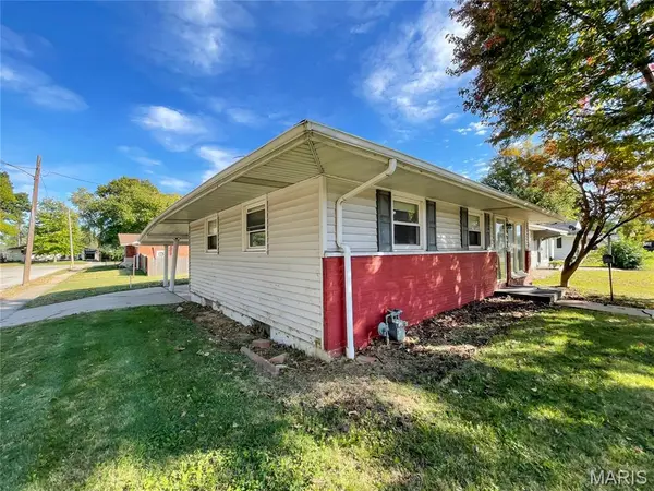 2936 Dogwood DR, Granite City, IL 62040