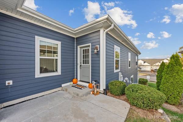 735 Harper AVE, Cary, IL 60013
